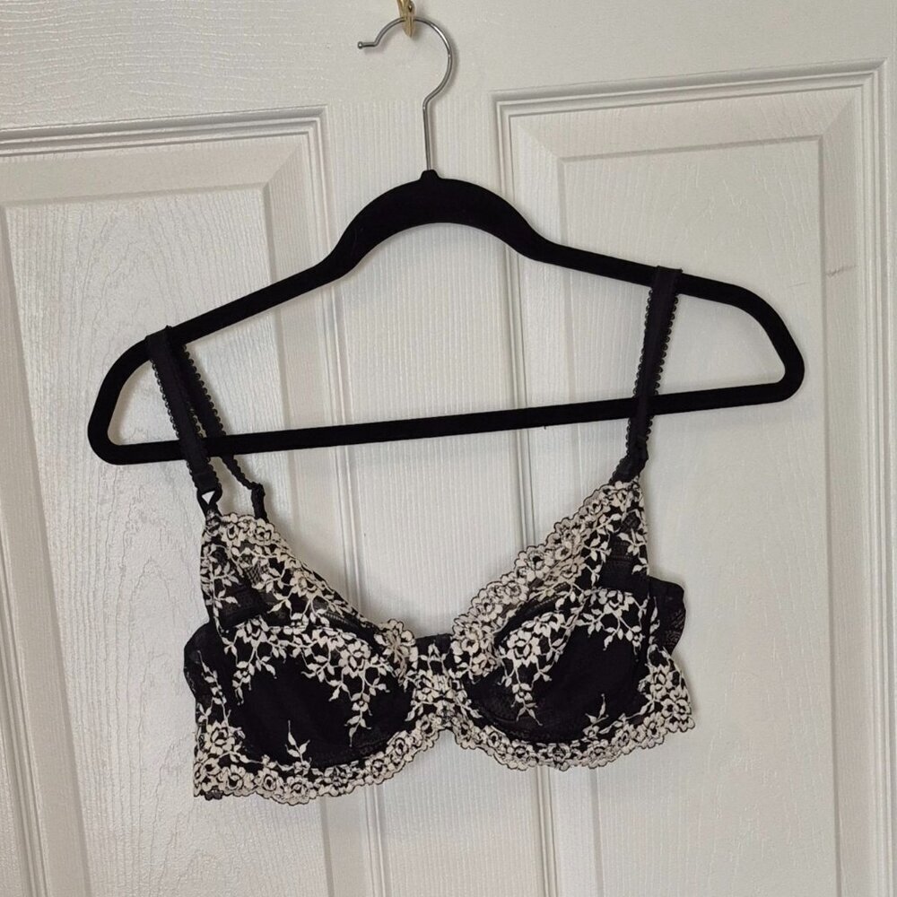 Wacoal Lace Underwire Bra 36D
